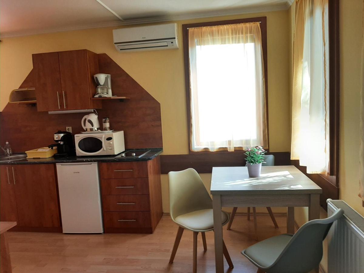 Aqua Apartman Gyula Εξωτερικό φωτογραφία