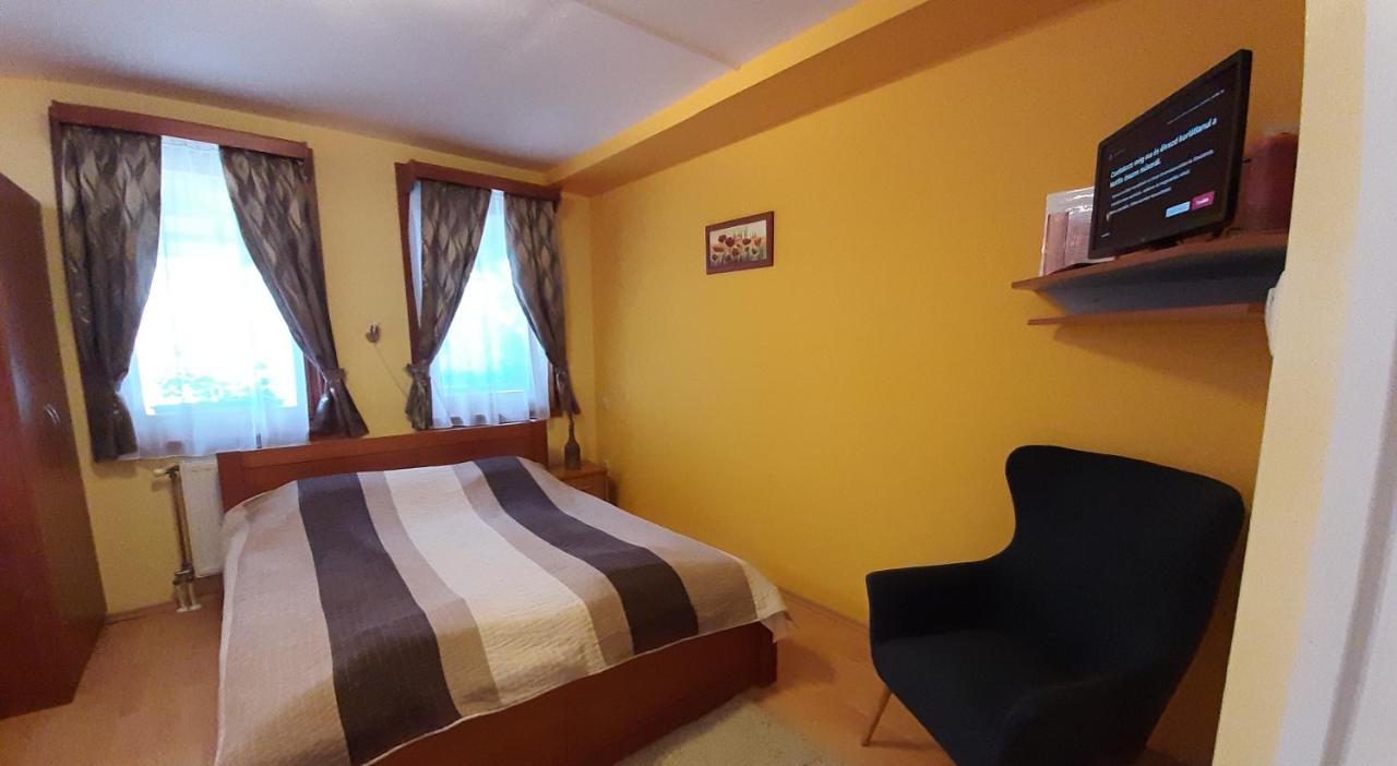 Aqua Apartman Gyula Εξωτερικό φωτογραφία