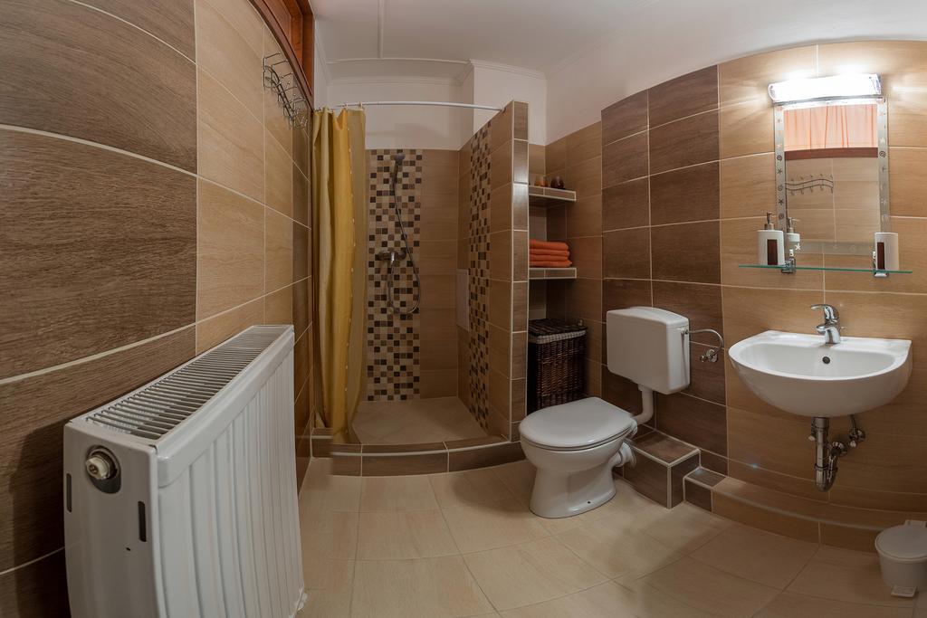 Aqua Apartman Gyula Εξωτερικό φωτογραφία
