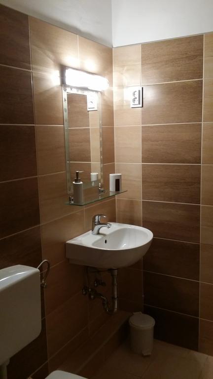 Aqua Apartman Gyula Εξωτερικό φωτογραφία